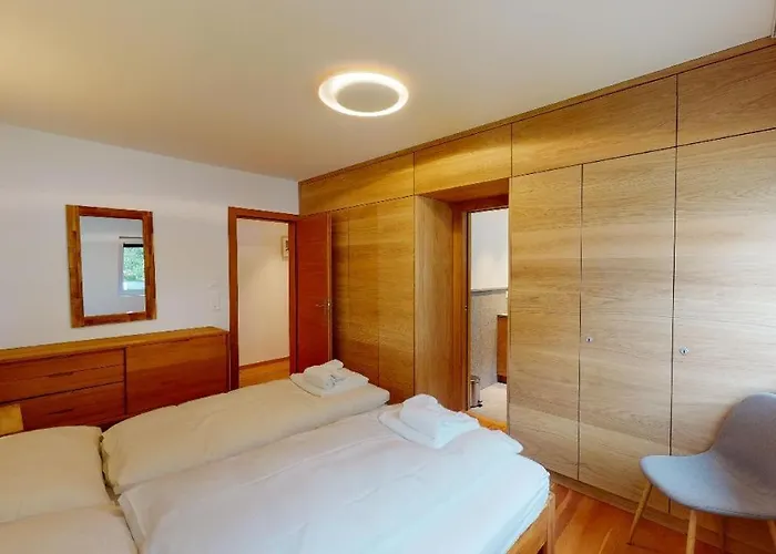 Apartamento Laret Sur Via *