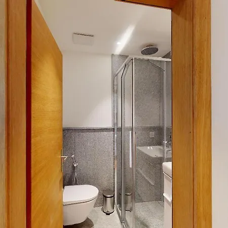 Laret Sur Via Lägenhet